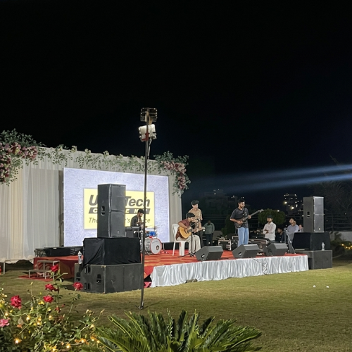 stage performance live band